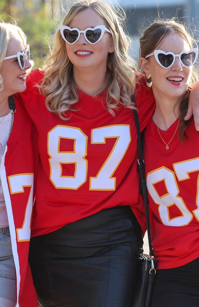 Combining Red and Travis Kelce, a Chiefs jersey is a great idea. Picture: Asanka Ratnayake/Getty Images.