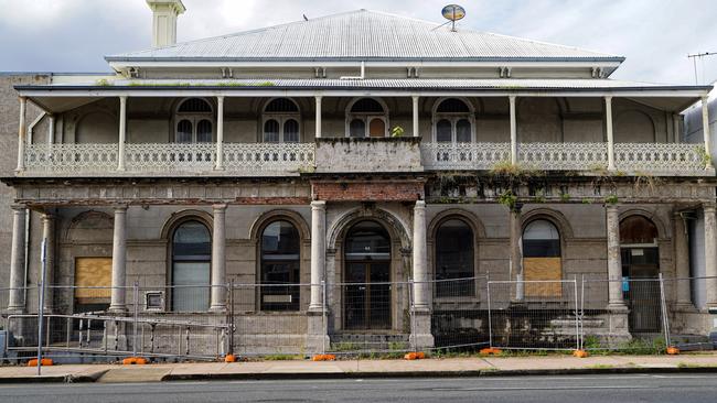 The old Commonwealth Bank building at 63 Victoria Street is in a state of disrepair. Picture: Heidi Petith