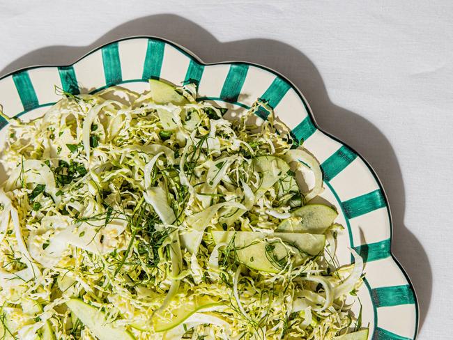 Cabbage, fennel and green apple slaw