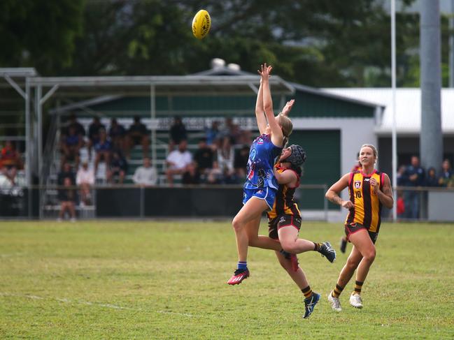 Manunda Hawks v CTB Bulldogs Round 15 at Crathern Park. AFLW Cairns. Photo: Gyan-Reece Rocha