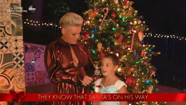 Pink's daughter sings in Christmas special