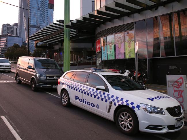 Police are at the scene of a suspicious death at a high rise apartment in Latrobe st, city, Sunday, May 31, 2020. Picture: David  Crosling