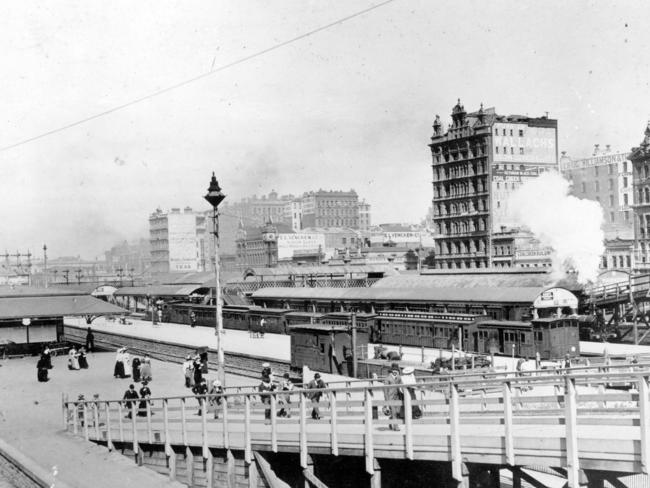 Flinders St Station in 1895 with ramps leading to the Princes Bridge entrance. Picture: HWT Library.