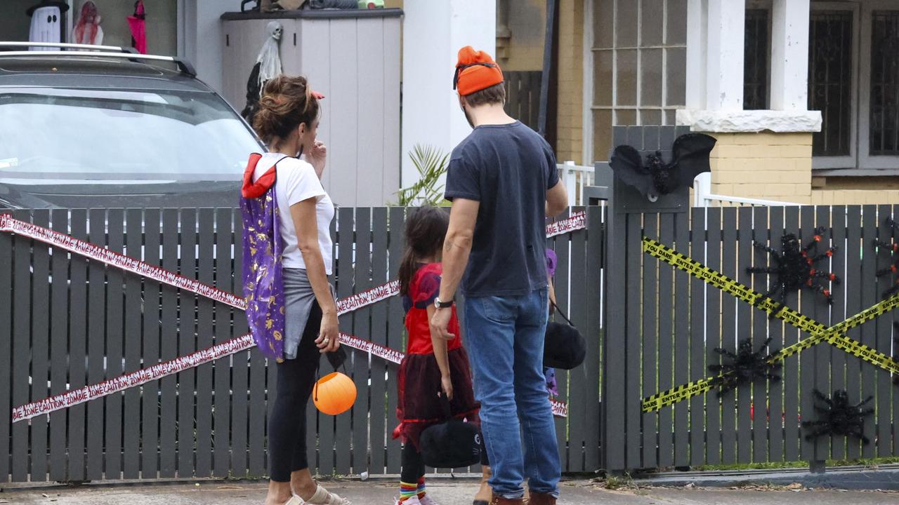 Ryan Gosling and wife Eva Mendes trick or treating with their daughters. Picture: Media Mode