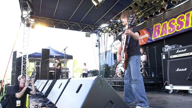 'The flairz' playing to the crowd. BASS IN THE DUST. Alice Springs. Picture: CHLOE ERLICH Picture: CHLOE ERLICH