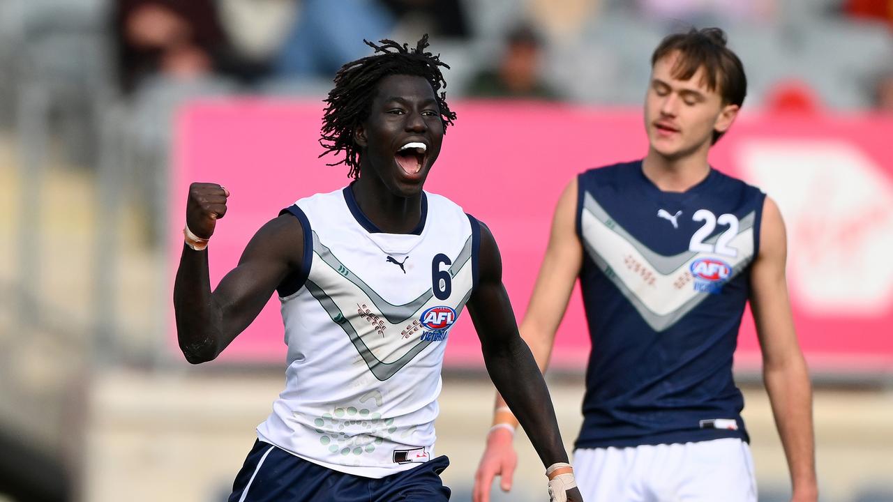 Luamon Lual has plenty of interest in the second round. Picture: Morgan Hancock/AFL Photos