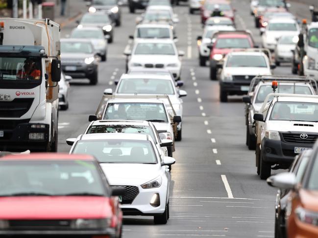 SURGE: Traffic in Davey St, in morning peak hour after lockdown restrictions ease. Picture: Nikki Davis-Jones