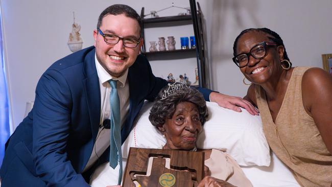 114-year-old Elizabeth Francis, her granddaughter Ethel Harrison and LongeviQuest CEO Ben Meyers. Source: LongeviQuest