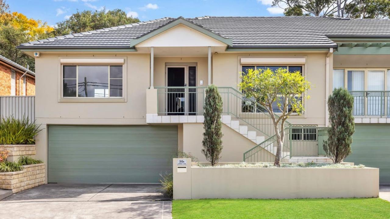 Historic data shows houses with a generous land component outperform, but to buy this type of property in Sydney requires nearly $1.6m in most suburbs.