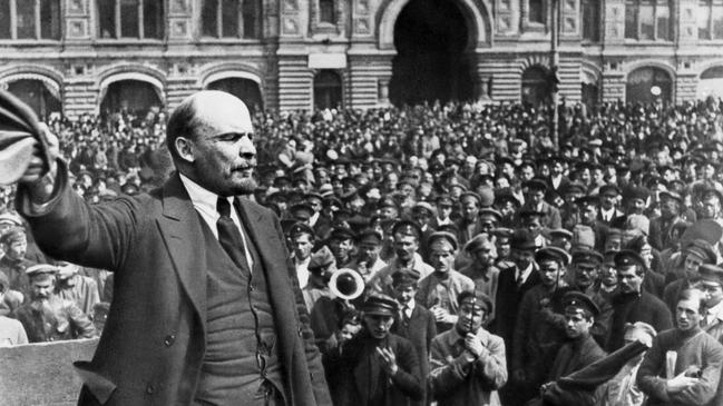 Bolshevik leader Vladimir Ilyich Lenin addresses a crowd in 1917.