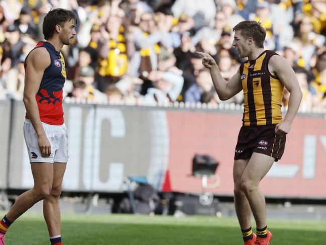 Dylan Moore lets Luke Nankervis about one of his five goals. Picture: Michael Klein