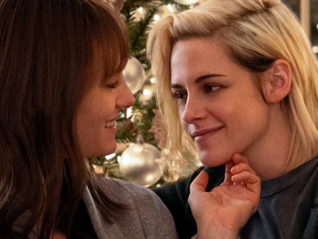 WEEKEND TELEGRAPHS ONLY nOVEMBER 21-22, 2020, Kristen Stewart, Daniel Levy and Mackenzie Davis in Happiest Season.