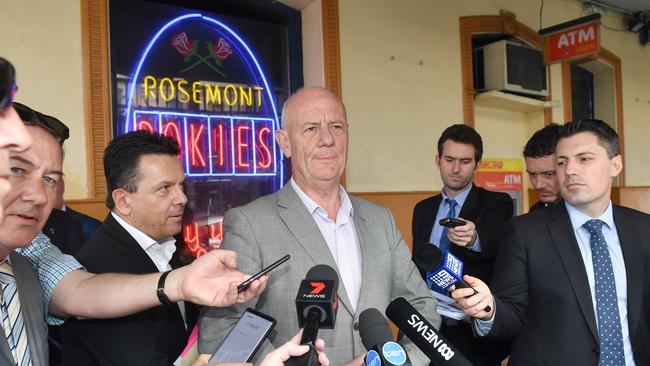 Alliance for Gambling Reform, director Tim Costello says the Queensland Government must slash the poker machine cap and reduce hours that gamblers can use the machines.