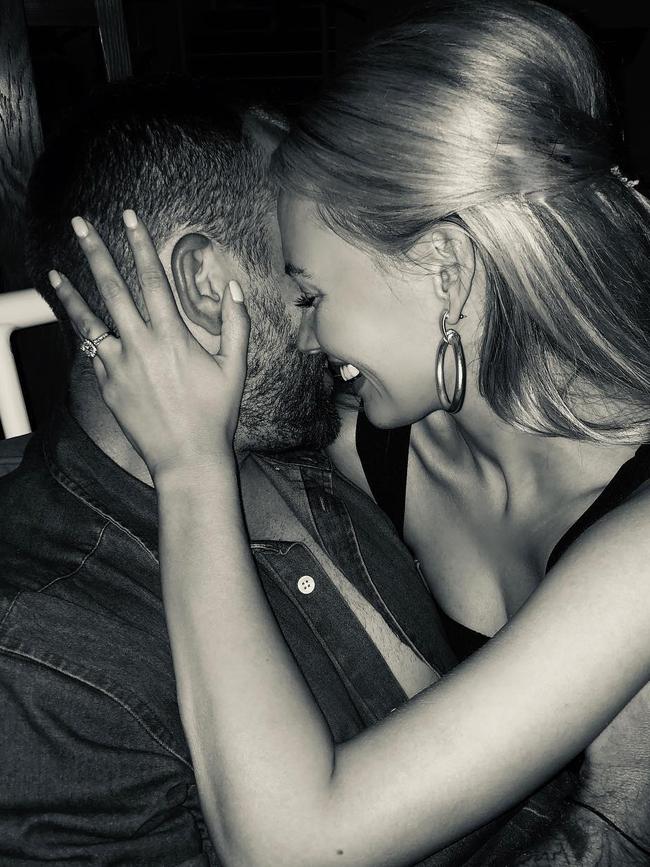 Singer Samantha Jade confirms her engagement to Pat Handlin. Photo: Instagram / @samanthajade