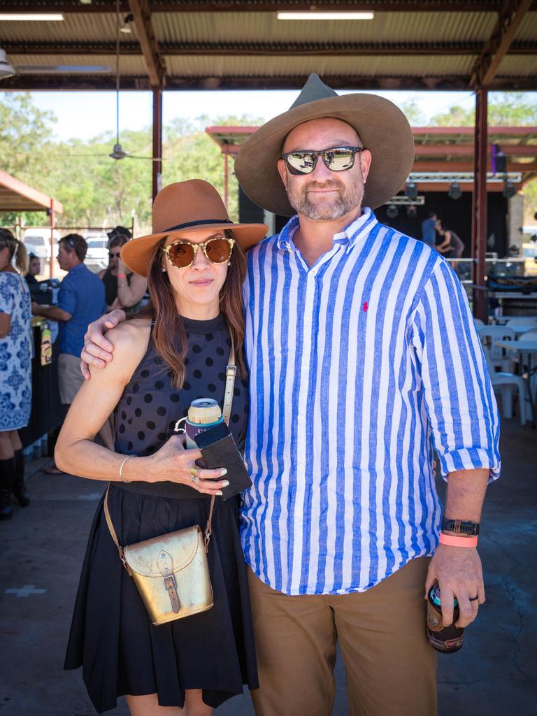 Changers Ward and Chris Wood at the 2021 Adelaide River Races. Picture: Glenn Campbell