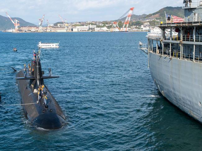 USS Frank Cable assists a submarine. Picture: USS Frank Cable/Facebook