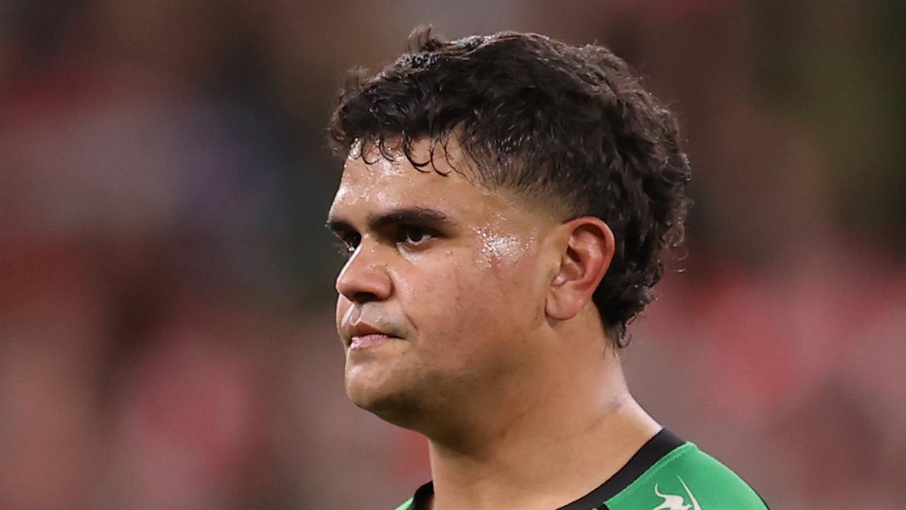 SYDNEY, AUSTRALIA - SEPTEMBER 11: Latrell Mitchell of the Rabbitohs celebrates victory during the NRL Elimination Final match between the Sydney Roosters and the South Sydney Rabbitohs at Allianz Stadium on September 11, 2022 in Sydney, Australia. (Photo by Mark Kolbe/Getty Images)