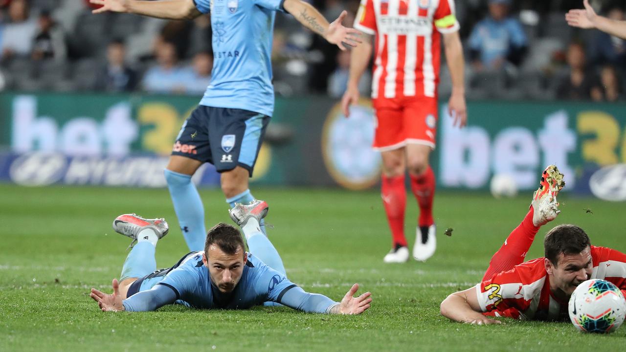 Adam Le Fondre of Sydney FC appeals for a penalty inside the box during the A-League Grand Final between Sydney FC and Melbourne City at Bankwest Stadium, Parramatta. Picture: Brett Costello
