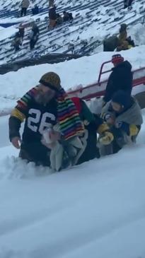 Buffalo Bills vs Steelers off to cold start after snow storm