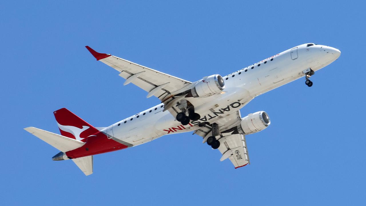 More than 600 Qantas engineers to stop work