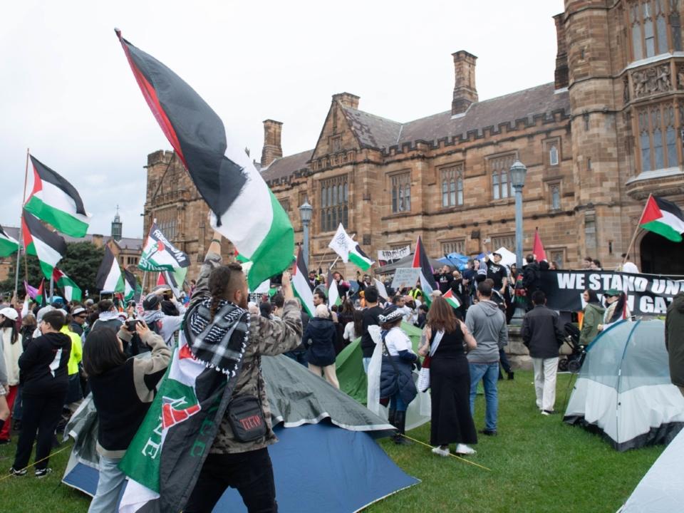Sydney University offers to review Israel ties