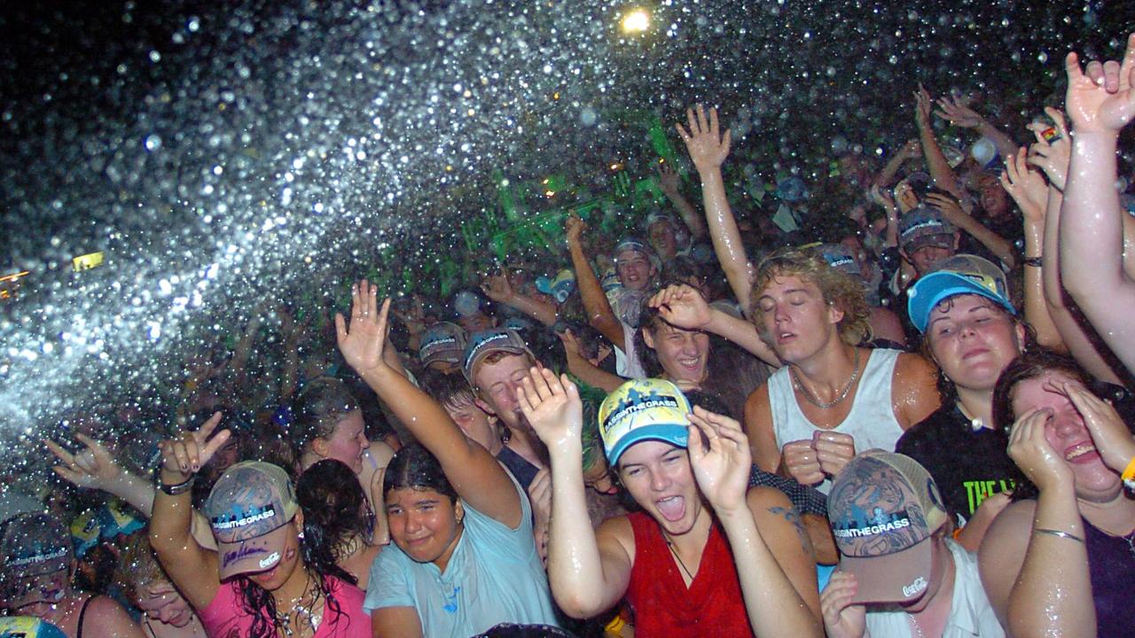 BASS IN THE GRASS &gt;&gt;&gt; crowd under shower . Picture: Patrina Malone