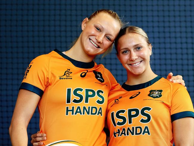 SYDNEY, AUSTRALIA - NOVEMBER 22: Maddison Levi (L) and Teagan Levi pose for a photo during a Rugby Australia media opportunity at Rugby Australia HQ on November 22, 2023 in Sydney, Australia. (Photo by Mark Evans/Getty Images)