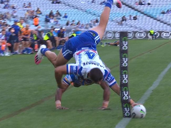 Jake Averillo's "outrageous" try against the Parramatta Eels.