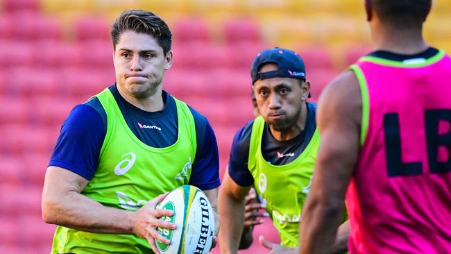 Recalled Wallabies James O'Connor (left) and Christian Lealiifano (centre) at training. Photo: Stuart Walmsley, Rugby Aust Media.