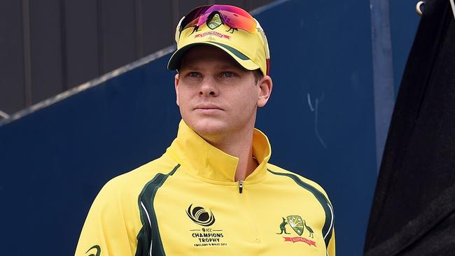 Australia need to beat England to stay alive in the Champions Trophy.