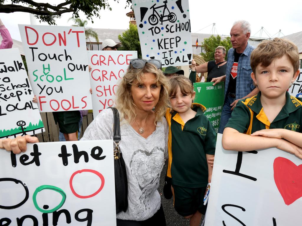 Mum Carla Proietti with her kids protesting outside East Brisbane State School earlier this year. Photo Steve Pohlner