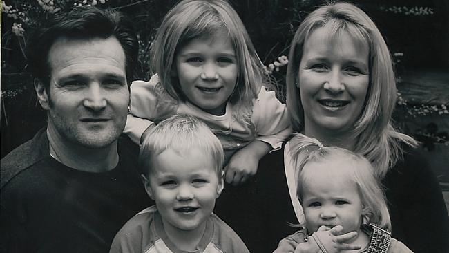 Euan Comrie, his wife Annemieke Van Vliet and kids in a picture taken about a week before the crash. Picture: Ian Currie