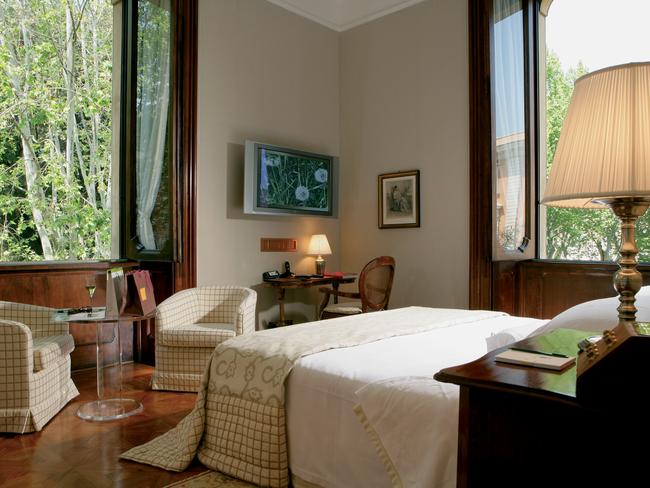 A guestroom at Villa Spalletti Trivelli Rome