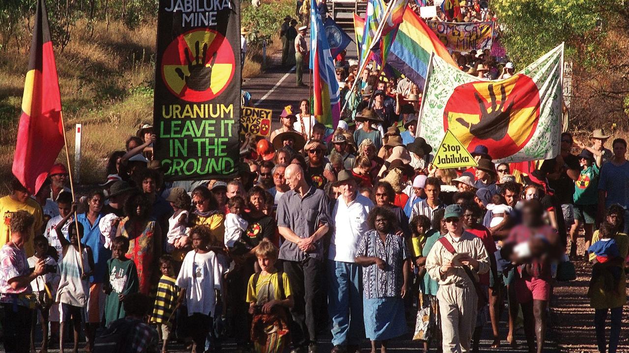 In 1998 more than 5000 people including Peter Garrett joined with Mirarr Traditional Owners to block the Jabiluka mine, owned by Energy Resources of Australia.