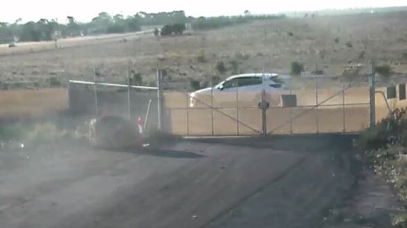 Video of a white Hyundai Tucson leaving the vicinity of Cobbledicks Reserve in the period Mr Lim's body was dumped.