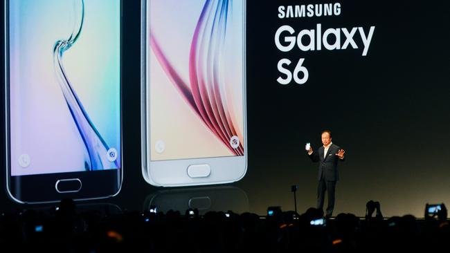 Samsung chief JK Shin presents the new Samsung Galaxy S6 in Barcelona.