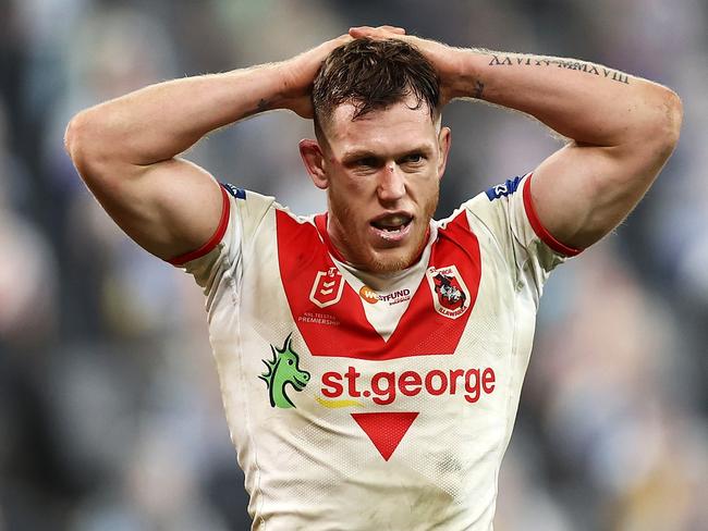 SYDNEY, AUSTRALIA - JUNE 26: Cameron McInnes and Ben Hunt of the Dragons look dejected during the round seven NRL match between the Sydney Roosters and the St George Illawarra Dragons at Bankwest Stadium on June 26, 2020 in Sydney, Australia. (Photo by Cameron Spencer/Getty Images)