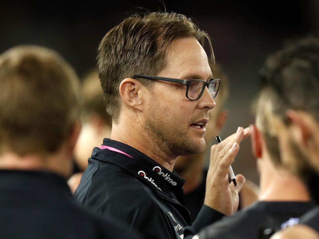 David Teague addresses his Carlton players during Thursday night’s AAMI Community Series clash with St Kilda. Picture: AFL Photos/Getty Images