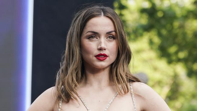 Ana De Armas poses for photographers upon arrival at World premiere of the film 'Ballerina' in London, Thursday, May 22, 2025. (Photo by Alberto Pezzali/Invision/AP)