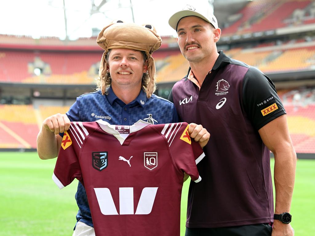 Golfer Cameron Smith and Broncos player Corey Oates have a healthy rivalry. Picture: Bradley Kanaris/Getty Images