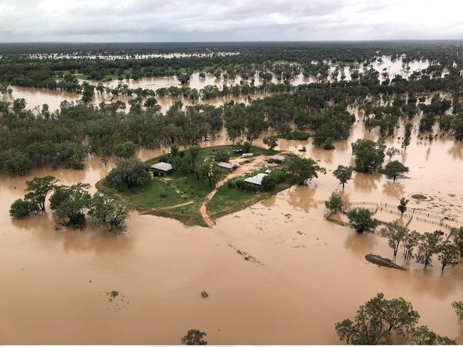 State, federal govts to foot bill for Maranoa flood damage