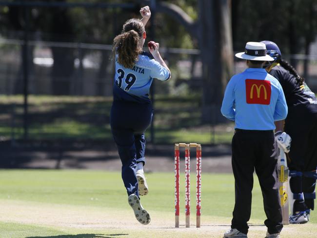 Sarah Bawcombe at full throttle. Picture Warren Gannon Photography