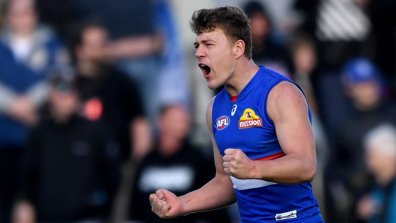 Jack Macrae of the Bulldogs sits first in our January midfielders rankings