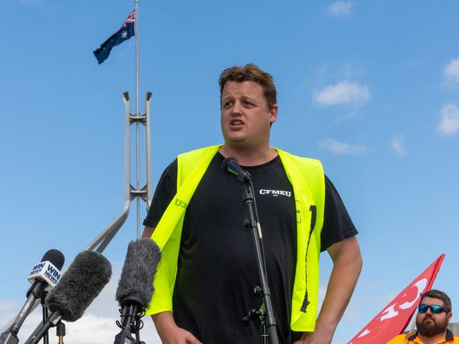 CANBERRA, AUSTRALIA - NewsWire Photos MARCH 28, 2023: National Secretary Zach Smith.Senator David Pocock, Senator Lidia Thorpe and incoming CFMEU National Secretary Zach Smith, housing advocates and politiciansAttended a rally calling for the Albanese Government to ramp up spending on its proposed $10 billion Housing Australia Future Fund at Parliament House in Canberra. Picture: NCA NewsWire / Gary Ramage