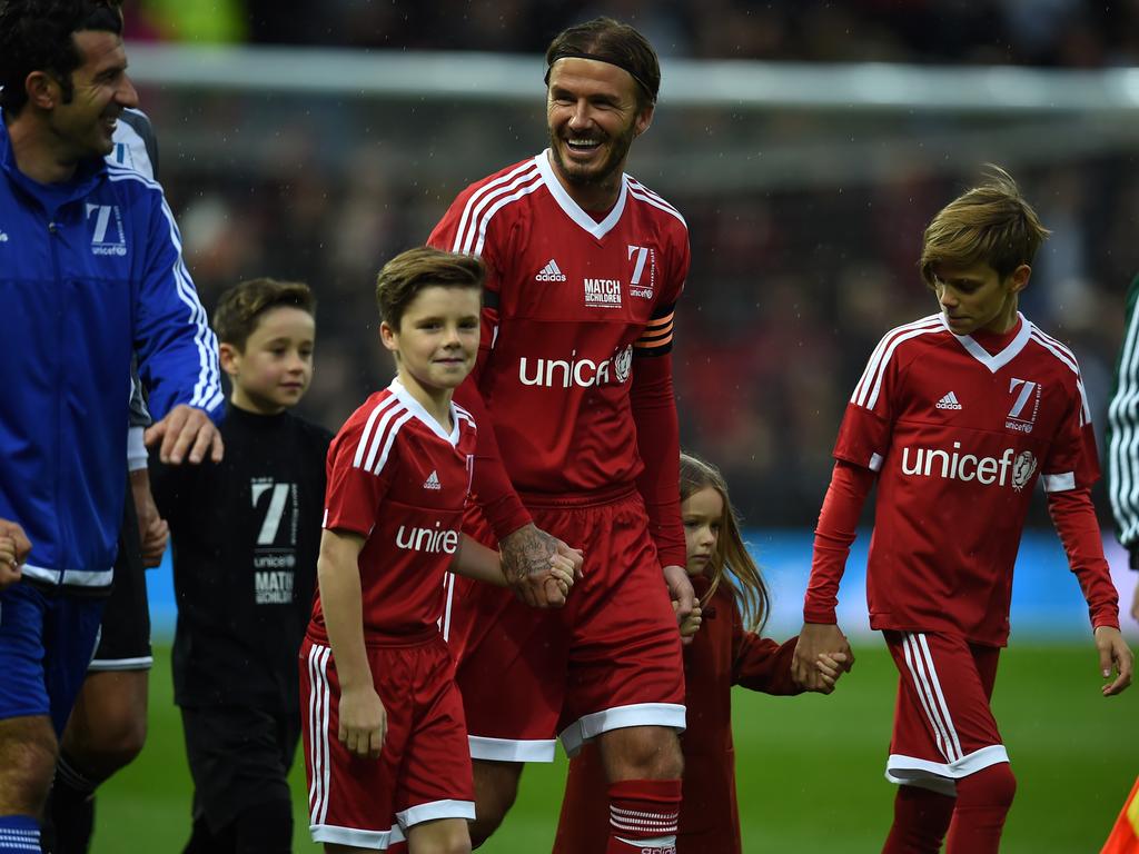 The Beckham family return to the football field | The ...