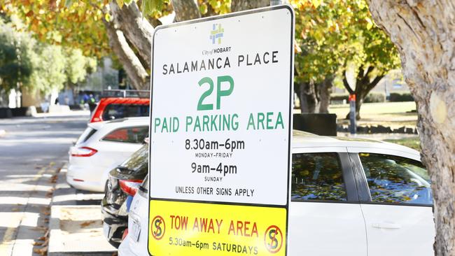Hobart City Council is under fire about the new parking meters and how fnes are issued for offences that are not made clear. A 2P parking sign at Salamanca. Picture: MATT THOMPSON