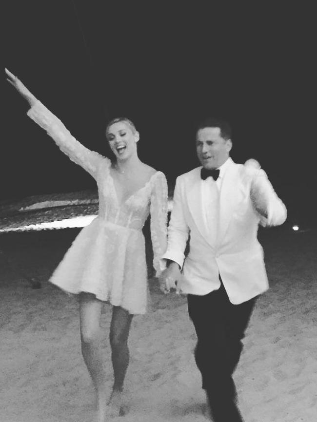 Karl Stefanovic and Jasmine Yarbrough at their wedding in Mexico. Picture: Instagram