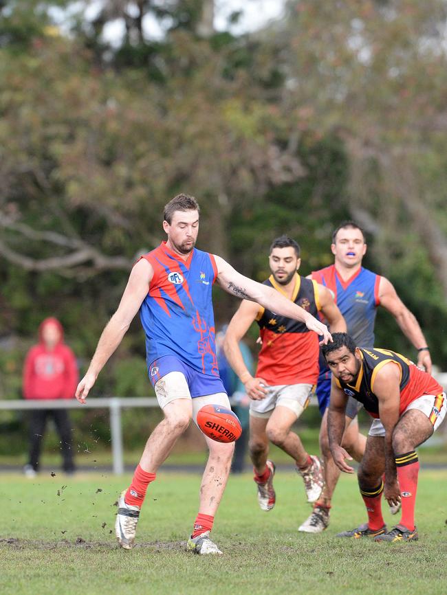 Fitzroy Stars and Mernda are trying to overhaul North Heidelberg in Division 2. Picture: Angie Basdekis