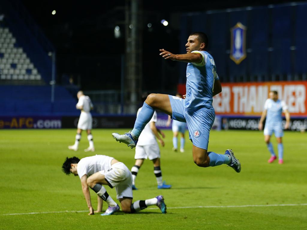 Andrew Nabbout celebrates after scoring for Melbourne City against Jeonnam Dragons. Picture: Thananuwat Srirasant/Getty Images
