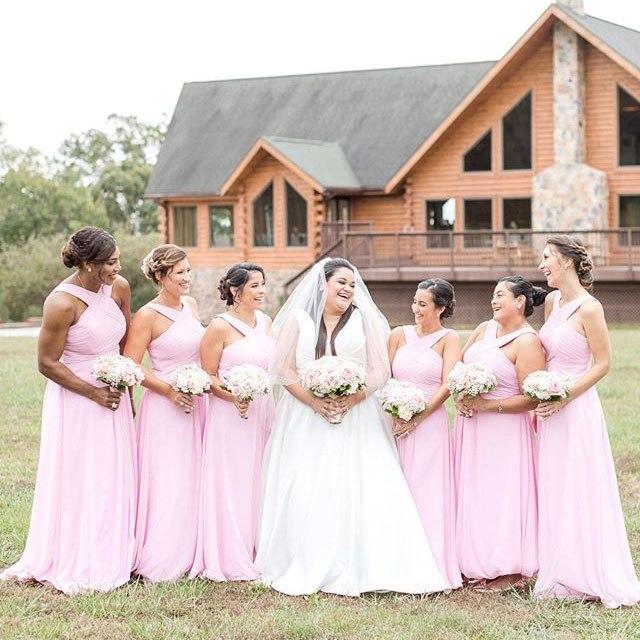 Image credit: Instagram.com/annagracephotoSerena WilliamsThe tennis pro recently stepped back into familiar bridesmaid territory for the wedding of her sister-in-law, Hayley Ohanian, standing by her side as she wed her now-husband, Jake Schinault. Wearing a light pink, floor-length dress which featured a crossover neckline, the sports figure stayed true to her personal wedding footwear form, slipping on a pair of sneakers to accompany her fellow bridesmaids down the aisle.And Williams wasn’t the only family member who assumed bridal party responsibilities. Williams’s and Ohanian’s two-year-old daughter, Alexis Olympia also served as an unbelievably adorable flower girl in a ballet pink tulle dress, while her husband stood by the groom as one of his groomsman.